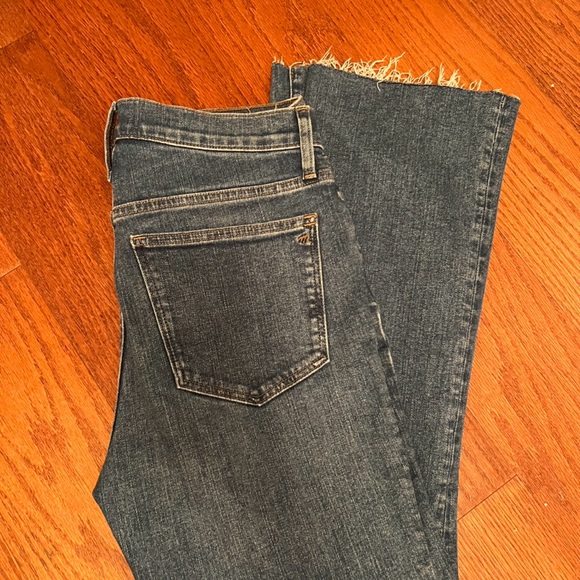 Women’s Madewell Mid Rise Kick Out Jean - Picture 5 of 5